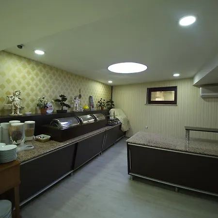 Hotel Perla 3*